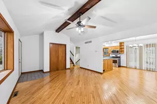 411 Northfield Ln, Valparaiso, IN 46383 - Photo 4