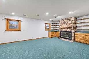 411 Northfield Ln, Valparaiso, IN 46383 - Photo 10