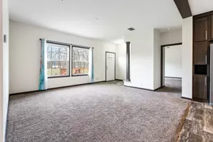 678 W Division Rd, Hebron, IN 46341 - Photo 38