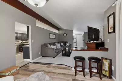 25 S Cherrywood Lane, Valparaiso, IN 46385 - Photo 8