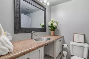 25 S Cherrywood Ln, Valparaiso, IN 46385 - Photo 24