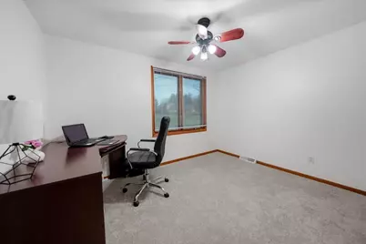 25 S Cherrywood Lane, Valparaiso, IN 46385 - Photo 22