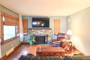 707 N Broad St, Griffith, IN 46319 - Photo 8