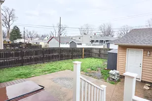 707 N Broad St, Griffith, IN 46319 - Photo 14