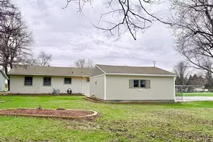 2400 E Cleveland Ave, Hobart, IN 46342 - Photo 4