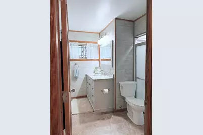 2400 E Cleveland Avenue, Hobart, IN 46342 - Photo 18