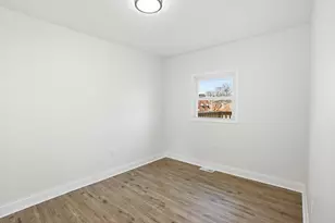 1039 Lane St, Gary, IN 46404 - Photo 10