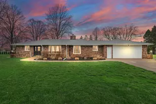 9468 Hilltop Dr, Saint John, IN 46373 - Photo 1