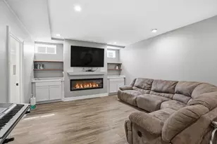 13306 Superior Ln, Cedar Lake, IN 46303 - Photo 6