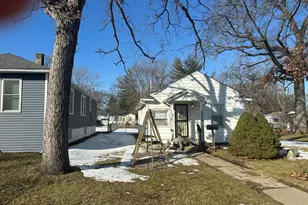 2640 Laporte St, Lake Station, IN 46405 - Photo 2