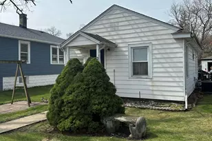 2640 Laporte St, Lake Station, IN 46405 - Photo 4