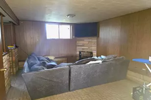 3340 W 20th Ave, Gary, IN 46404 - Photo 4