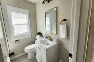 601 Burr St, Gary, IN 46406 - Photo 14