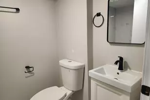 601 Burr St, Gary, IN 46406 - Photo 20