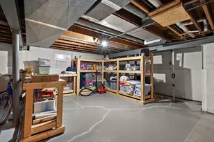 1300 Hayes St, Crown Point, IN 46307 - Photo 24