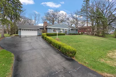 1300 Hayes Street, Crown Point, IN 46307 - Photo 2