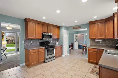 1300 Hayes Street, Crown Point, IN 46307 - Photo 12