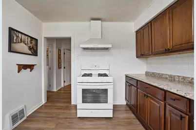 1216 W 37th Place, Hobart, IN 46342 - Photo 6