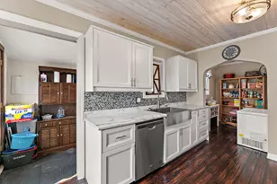 204 S 1st St, Kentland, IN 47951 - Photo 8