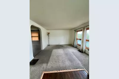 303 E Talmer Avenue, North Judson, IN 46366 - Photo 4