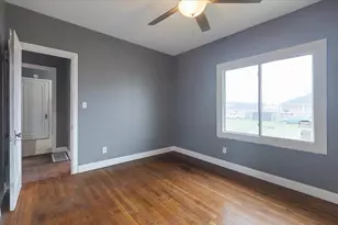 456 Bridge St, Gary, IN 46404 - Photo 12