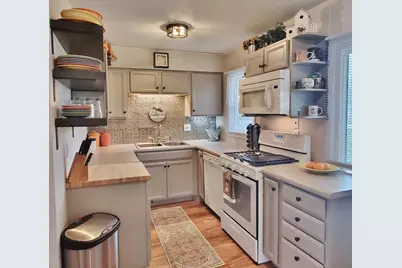 310 Seimetz Drive, La Porte, IN 46350 - Photo 10