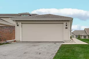 411 W Deerpath Dr W, Schererville, IN 46375 - Photo 2