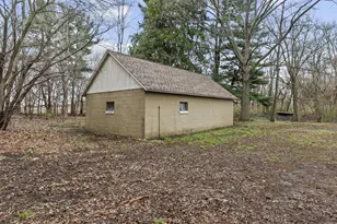 1141 W 300 N, La Porte, IN 46350 - Photo 26