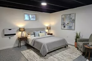 4690 Delaware St, Gary, IN 46409 - Photo 12