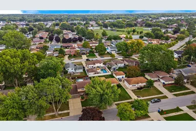 9320 Parkway Drive, Highland, IN 46322 - Photo 46