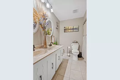 9320 Parkway Drive, Highland, IN 46322 - Photo 34