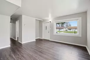 2733 Central Dr, Gary, IN 46407 - Photo 2