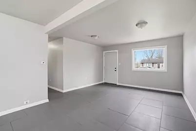 1075 Mount Street, Gary, IN 46406 - Photo 4