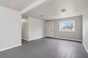 1075 Mount St, Gary, IN 46406 - Photo 4