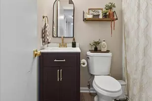 1079 Millpond Rd, Valparaiso, IN 46385 - Photo 16