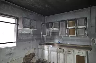 1113 W 11th Ave, Gary, IN 46407 - Photo 12