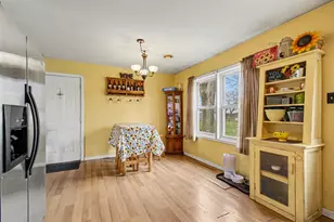 2624 Coral Dr, Hobart, IN 46342 - Photo 6