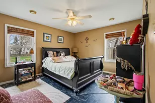 2624 Coral Dr, Hobart, IN 46342 - Photo 12