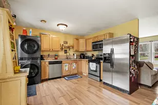 2624 Coral Dr, Hobart, IN 46342 - Photo 8