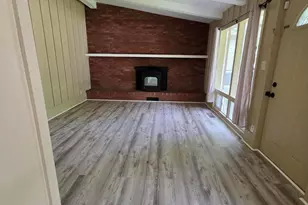 202 Randle St, Valparaiso, IN 46383 - Photo 8
