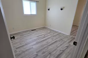 202 Randle St, Valparaiso, IN 46383 - Photo 20