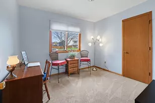 702 Admiral Dr, Chesterton, IN 46304 - Photo 14