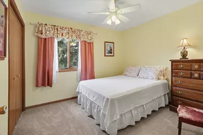 702 Admiral Drive, Chesterton, IN 46304 - Photo 10