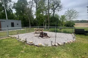 9754 N Charter Rd, Demotte, IN 46310 - Photo 6