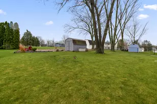 1802 Forest Ln, Crown Point, IN 46307 - Photo 36