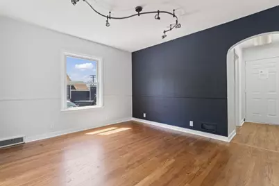 2923 Jewett Avenue, Highland, IN 46322 - Photo 6