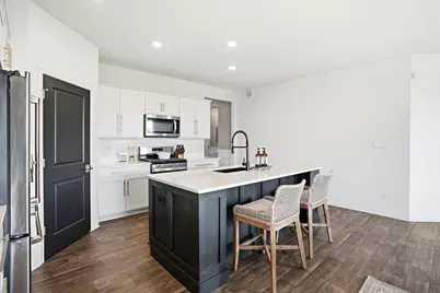 10324 Whitney Place, Crown Point, IN 46307 - Photo 4