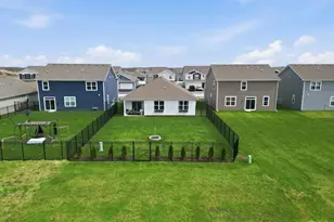 10324 Whitney Pl, Crown Point, IN 46307 - Photo 20