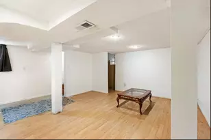 401 Tyler Ave, Hobart, IN 46342 - Photo 16