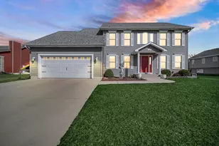 608 Dakota Dr, Lowell, IN 46356 - Photo 2